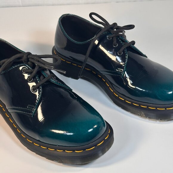 Dr Martens Shoes. M-7 L-8 - Picture 11 of 16